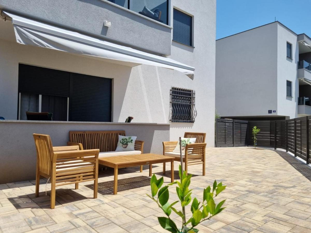Blue Pearl Apartment Rogoznica  Exterior photo