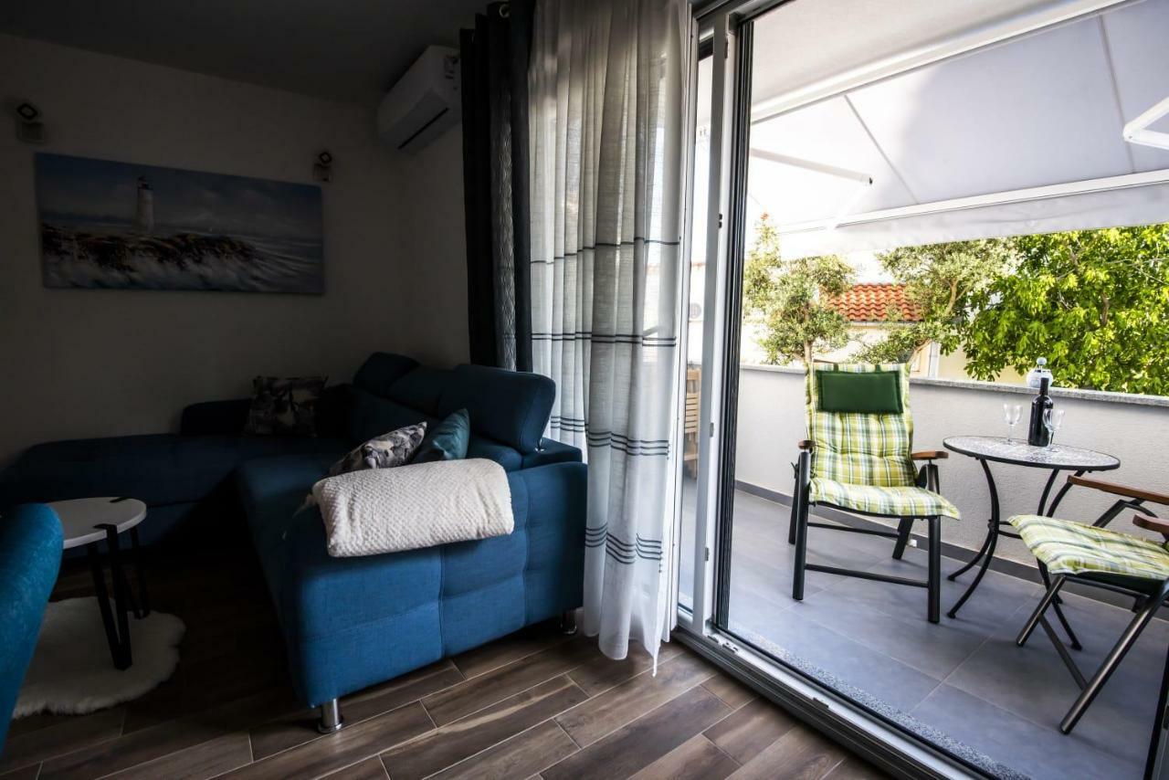 Blue Pearl Apartment Rogoznica  Exterior photo