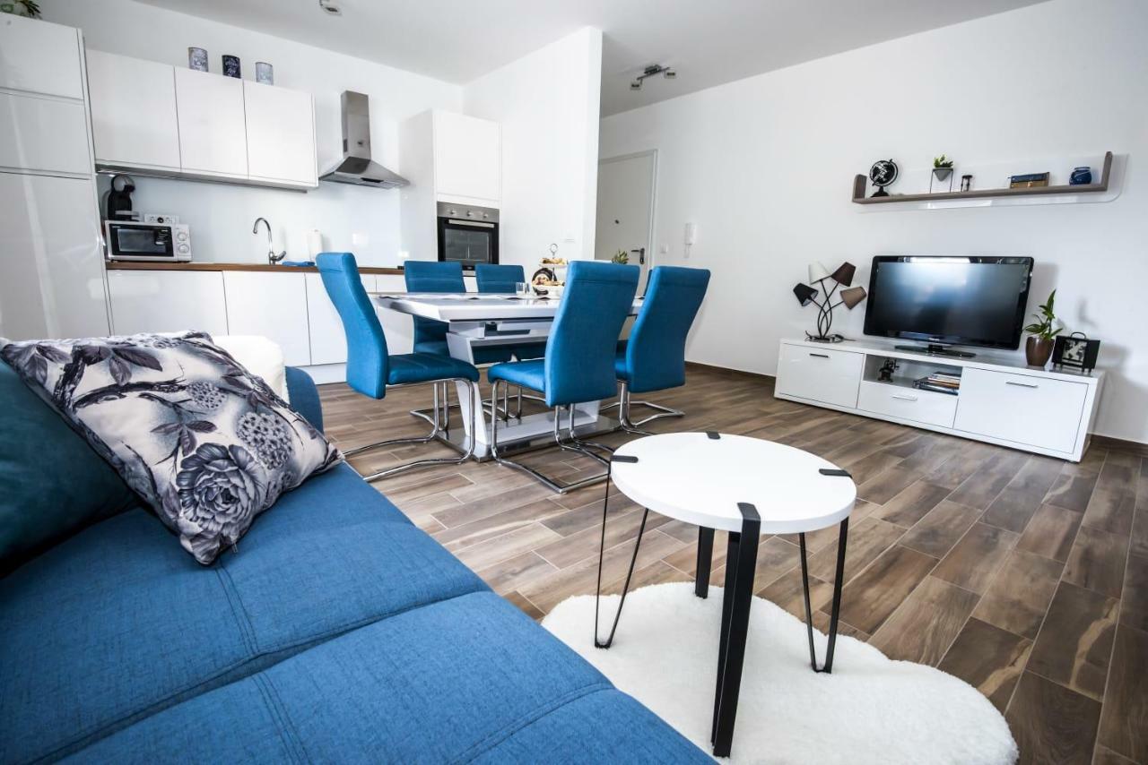 Blue Pearl Apartment Rogoznica  Exterior photo