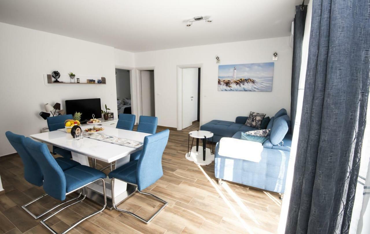 Blue Pearl Apartment Rogoznica  Exterior photo